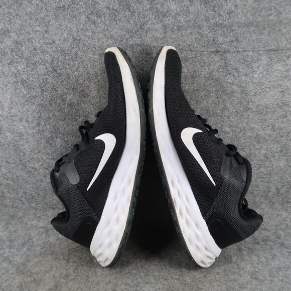 Nike Shoes Womens 8.5 W Revolution Running Sneaker Athletic Trainer Black White - Picture 9 of 12